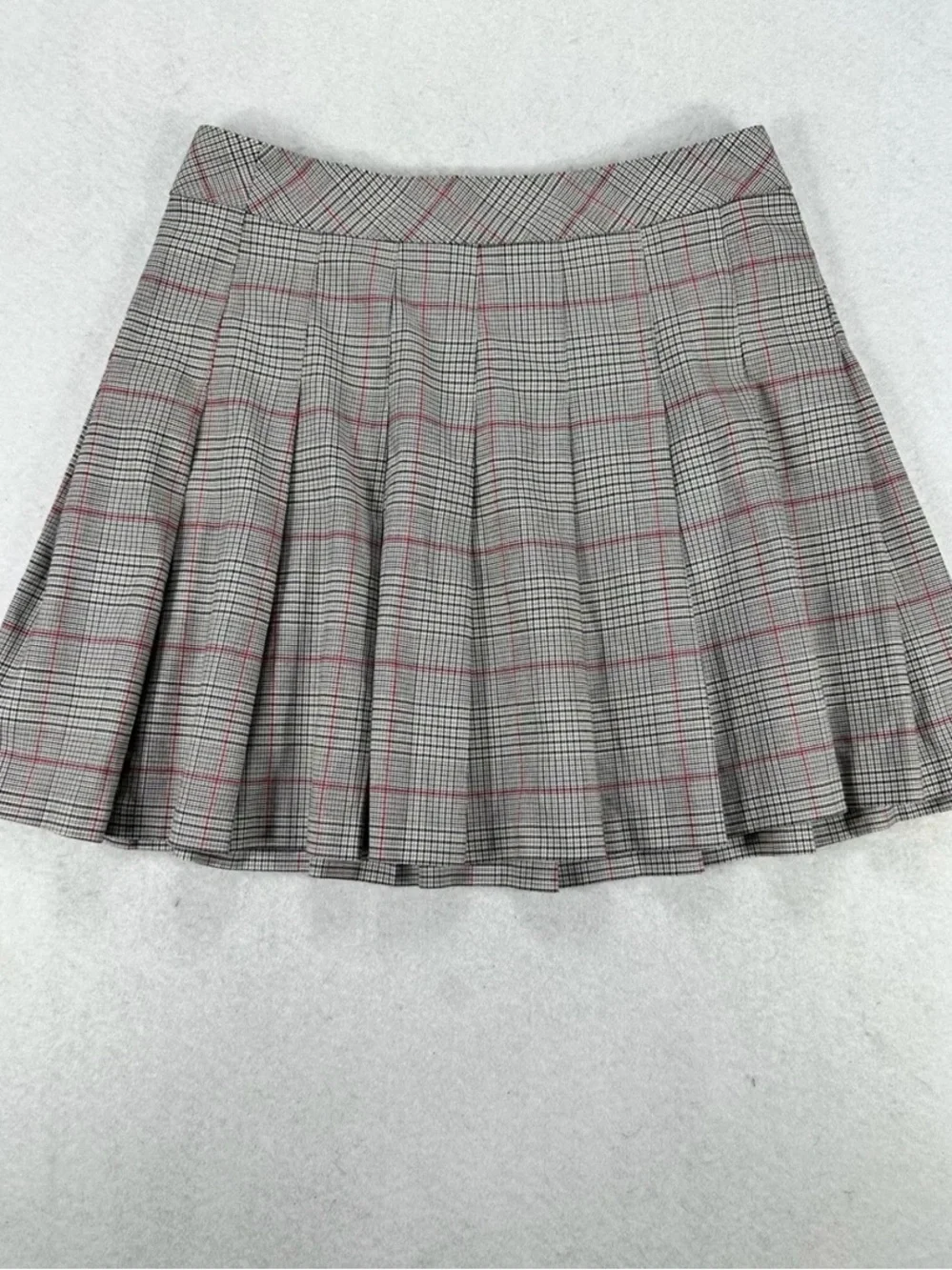 H&M Grey and Red Plaid Pleated Skirt